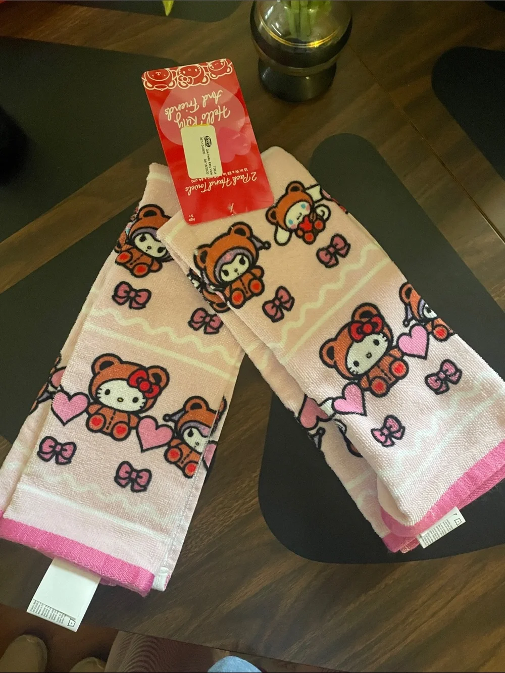 NWT Two Hello Kitty and Friends Pink and White Hand Towels With Hearts
